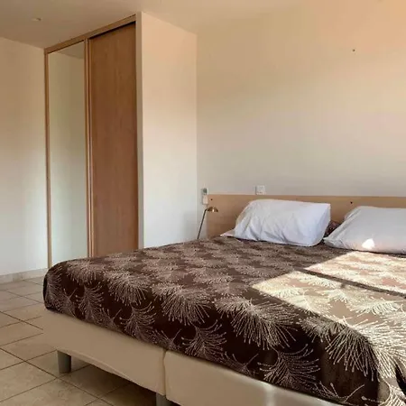 Дом отдыха Les De Lava