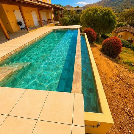 Holiday home Les De Lava *